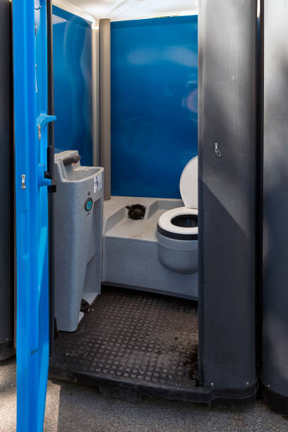 Best Portable bathroom rental  in Darien, GA